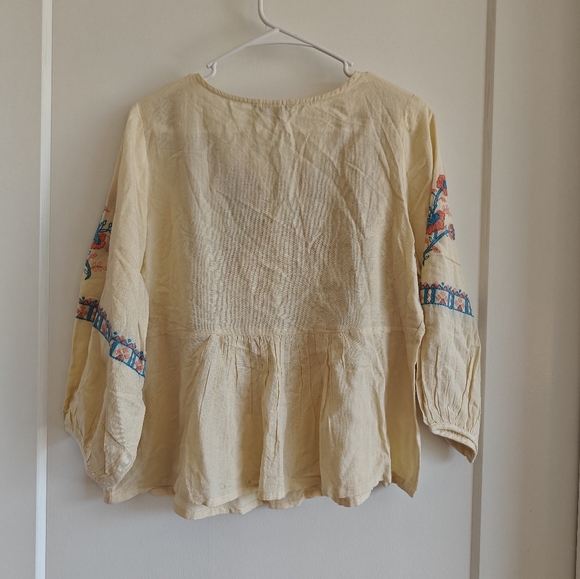 Global Desi Boho Floral Embroidery Top - Picture 5 of 7